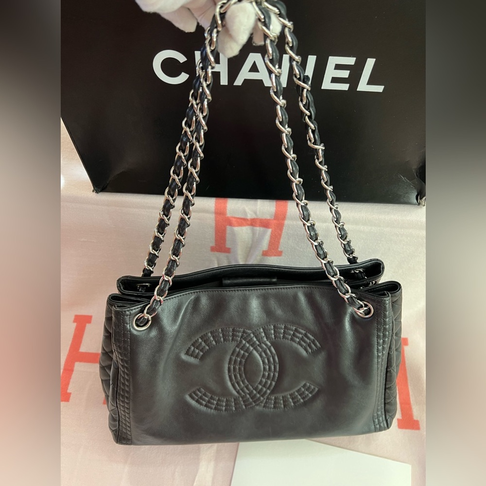 Chanel vintage CC soft caviar leather 2 way bag